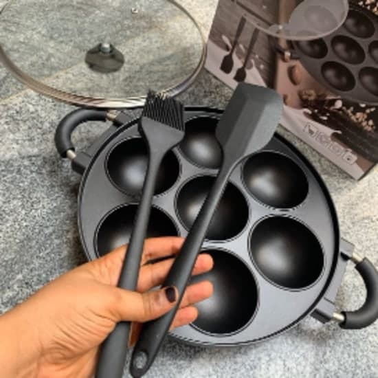 7 HOLES ROUND SHAPE NON STICK MASA/BEAN CAKE PAN WITH GLASS LID/COVER AND 2 SILICON BRUSH
