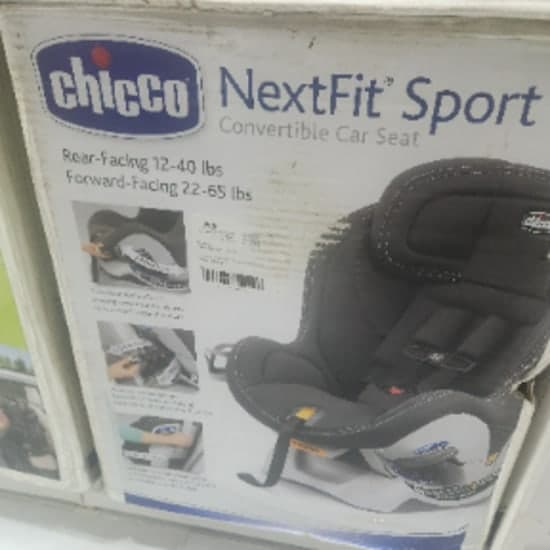 Chicco Nextfit Sport Convertible Car seat